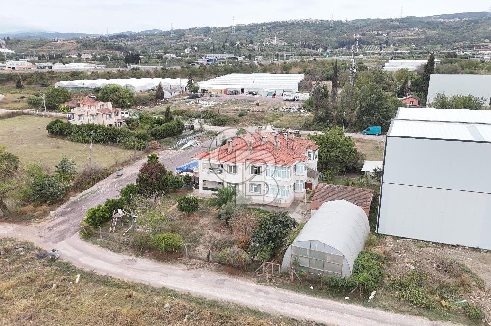 ALTINOVA TERSANELER BÖLGESİ SATILIK ARSA VE KOMPLE BİNA!.