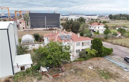 ALTINOVA TERSANELER BÖLGESİ SATILIK ARSA VE KOMPLE BİNA!.