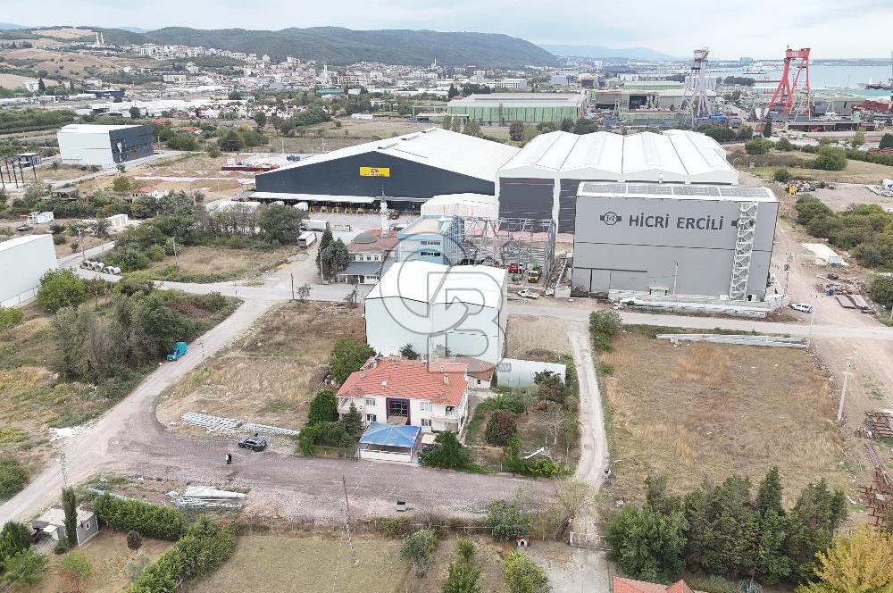 ALTINOVA TERSANELER BÖLGESİ SATILIK ARSA VE KOMPLE BİNA!.