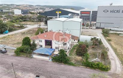 ALTINOVA TERSANELER BÖLGESİ SATILIK ARSA VE KOMPLE BİNA!.