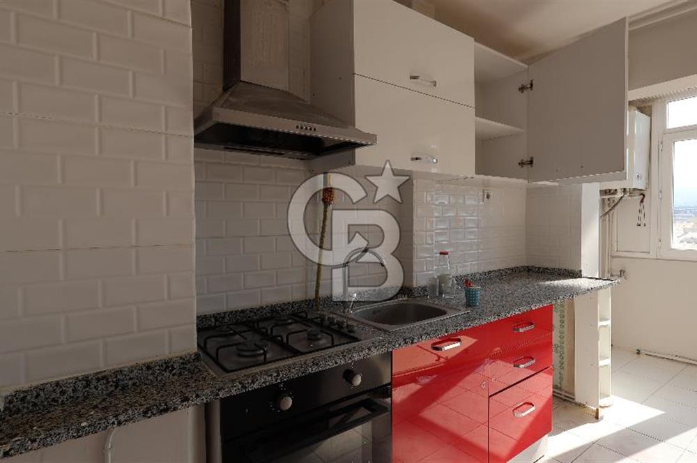 Basın Sitesi'nde taşınmaya hazır manzaralı otoparklı kiralık 2+1