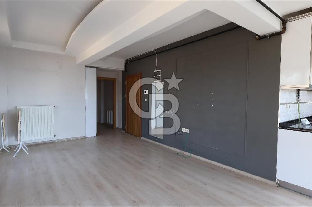 Çiğli Esentepe'de kiralık oldukça ferah 2+1 daire fırsatı..