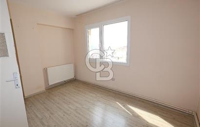Basın Sitesi'nde taşınmaya hazır manzaralı otoparklı kiralık 2+1