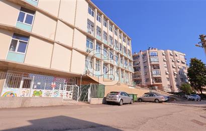 Basın Sitesi'nde taşınmaya hazır manzaralı otoparklı kiralık 2+1