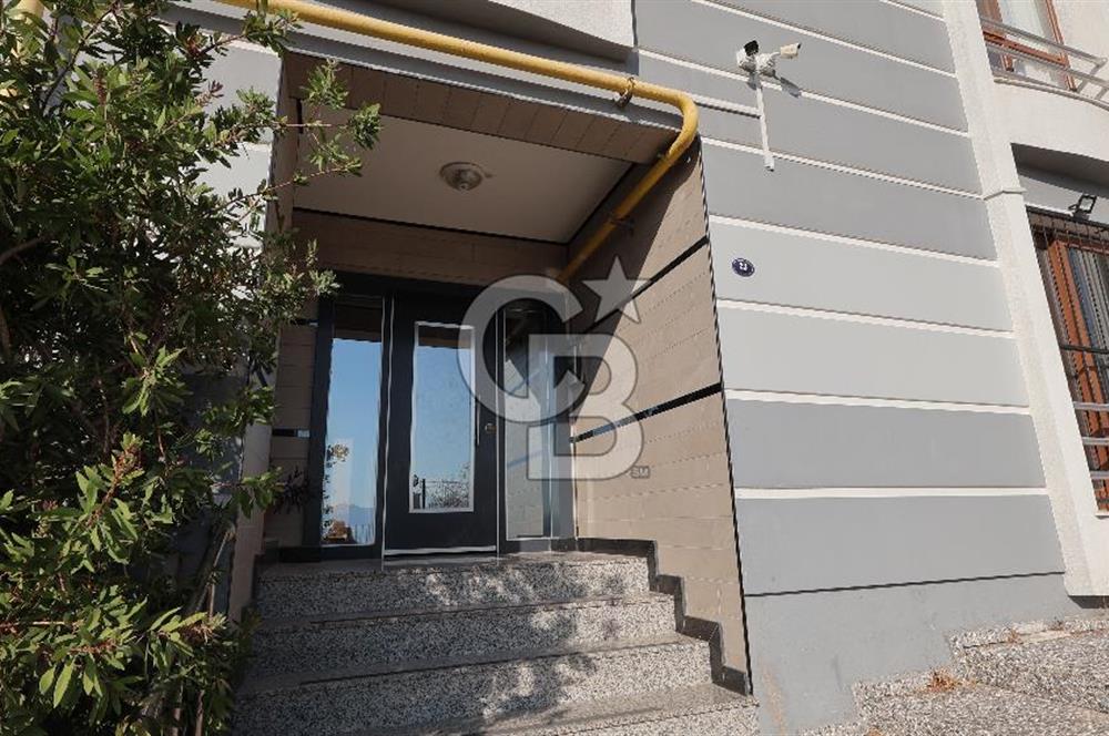 Çiğli Esentepe'de kiralık oldukça ferah 2+1 daire fırsatı..