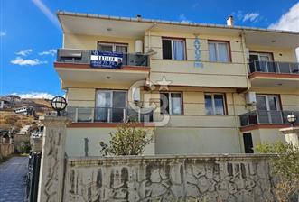 Foça Bağarası Kazım Dirik Mah. Satılık 2+1 Daire