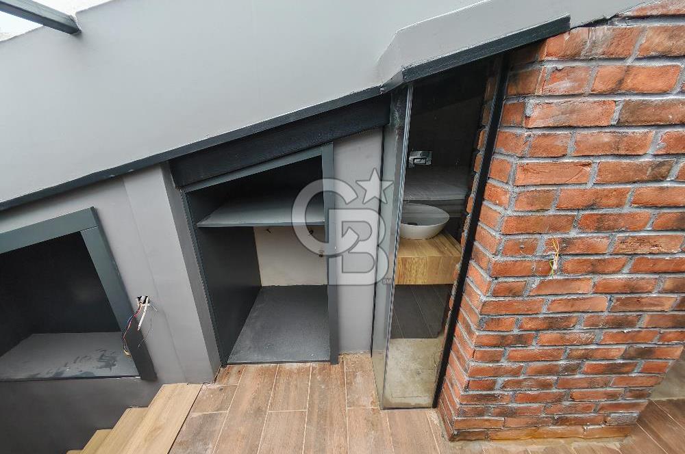 Çeşme Merkez Satılık Loft Dubleks Eşyalı Satılık 1+1 Daire