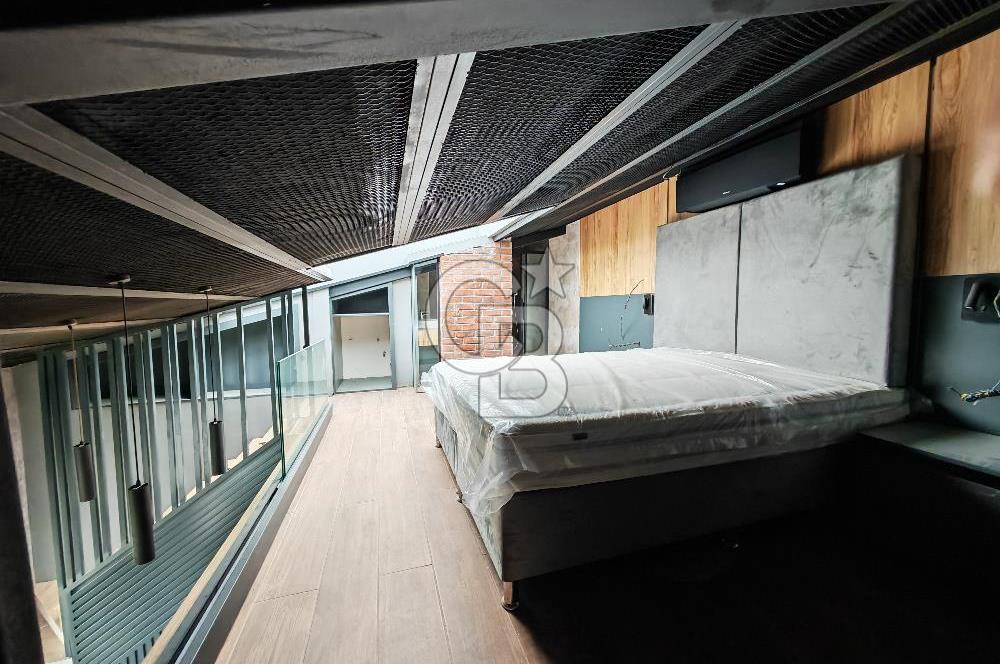Çeşme Merkez Satılık Loft Dubleks Eşyalı Satılık 1+1 Daire