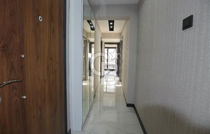 Balçova Ata Cad. ve Metro yakını içi sıfırlanmış satılık 3+1 ..