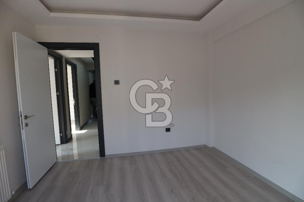 Balçova Ata Cad. ve Metro yakını içi sıfırlanmış satılık 3+1 ..