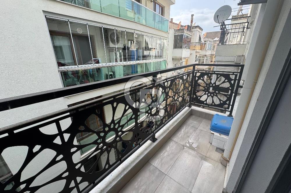Alaybey 1+1 izban ve sahil yakını eşyalı balkonlu satılık daire