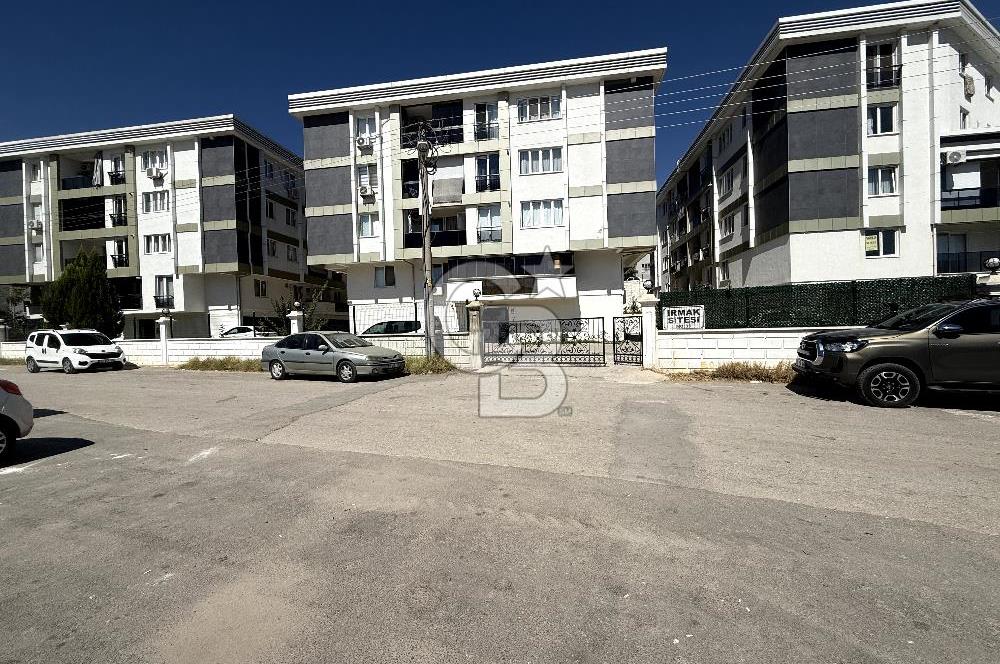 Gümüşçay Irmak Sitesi'nde 2+1 Satılık 130m2 Eşyalı Daire