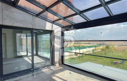 Konforun ve Zarafetin Buluştuğu Mükemmel Villa! Göz Alıcı Mimarisiyle Yeni Yaşamınız Sizi Bekliyor!