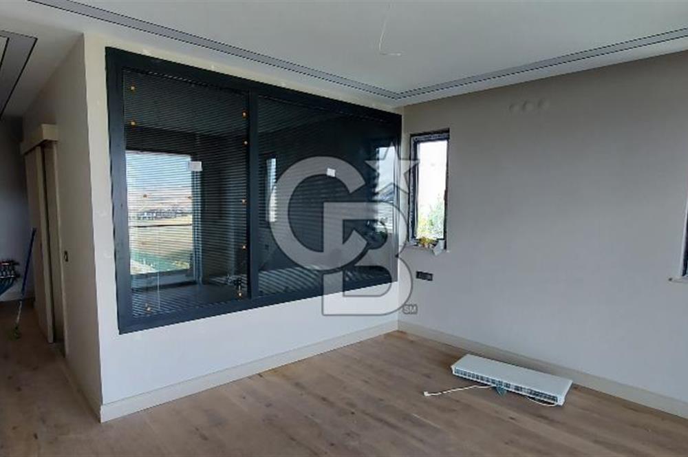 Konforun ve Zarafetin Buluştuğu Mükemmel Villa! Göz Alıcı Mimarisiyle Yeni Yaşamınız Sizi Bekliyor!