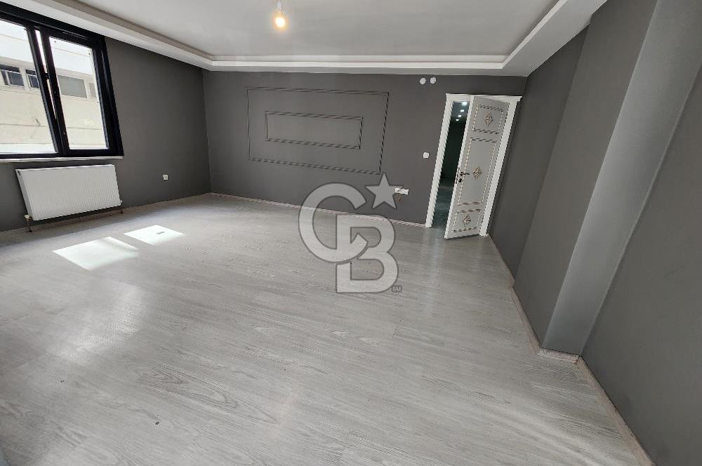 SATILIK DAİRE MALTEPE 3+1 ASANSÖRLU YENİ BİNA 4 KATLI 