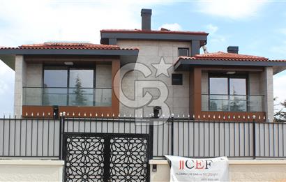 Konforun ve Zarafetin Buluştuğu Mükemmel Villa! Göz Alıcı Mimarisiyle Yeni Yaşamınız Sizi Bekliyor!