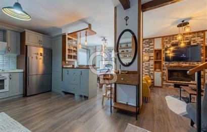 Çeşme Çiftlikköy Serakent Sitesi Satılık Tadilatlı 4+1 Villa