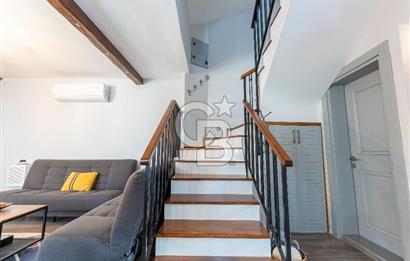 Çeşme Çiftlikköy Serakent Sitesi Satılık Tadilatlı 4+1 Villa