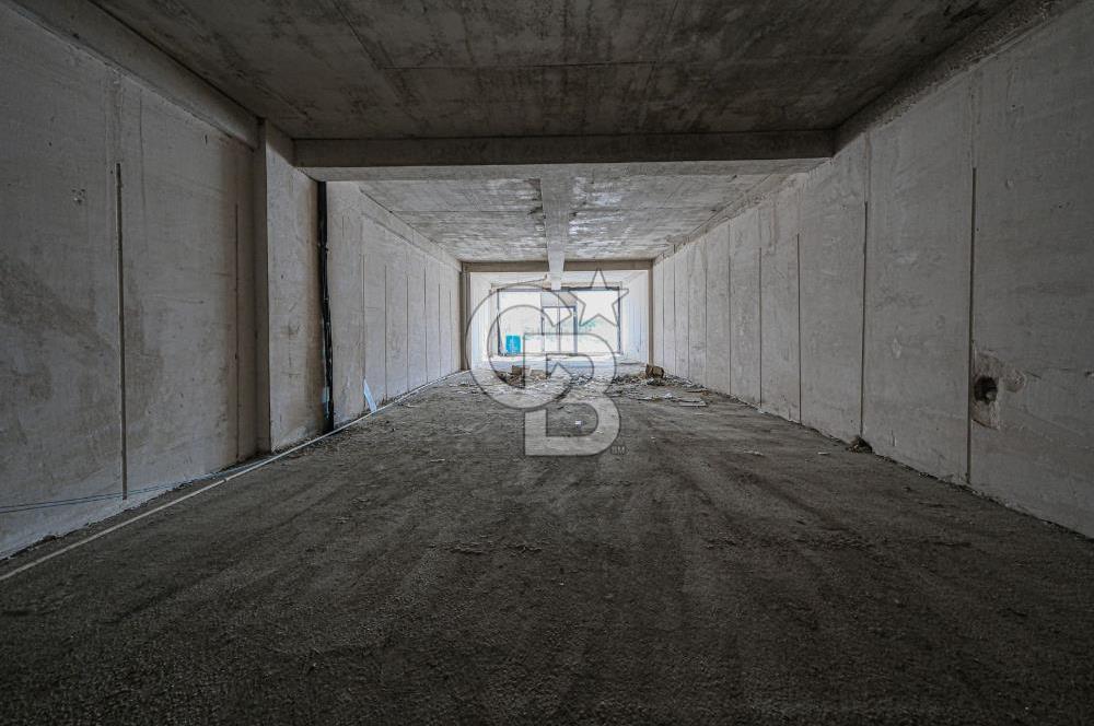 AYDOSLAND'DA MİGROSA KOMŞU KDV AVANTAJLI 227 M2 KİRALIK DÜKKAN