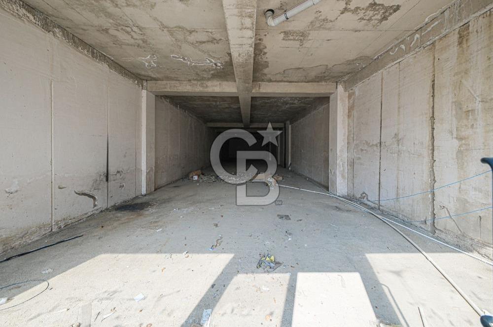 AYDOSLAND'DA MİGROSA KOMŞU KDV AVANTAJLI 227 M2 KİRALIK DÜKKAN
