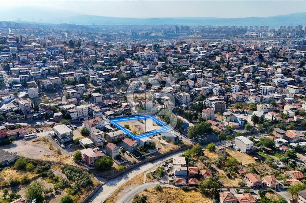 Çiğli Merkez Emsalsiz Satılık Arsa