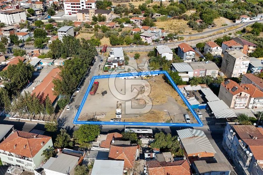 Çiğli Merkez Emsalsiz Satılık Arsa
