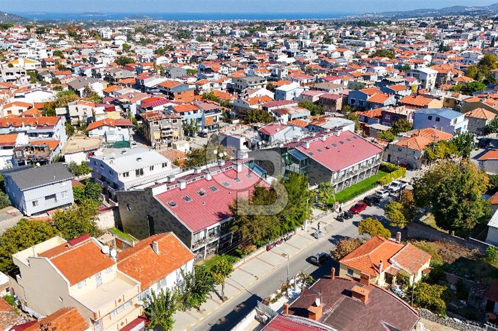 Urla Sanat Sokağı Yakını Satılık Kompla Bina