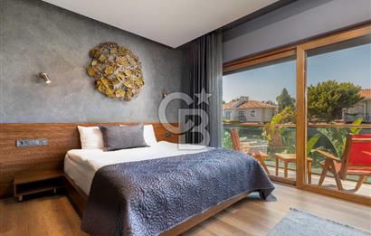 Alaçatı’da Mülkü İle Satılık Otel