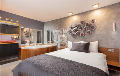 Alaçatı’da Mülkü İle Satılık Otel