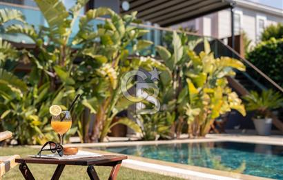Alaçatı’da Mülkü İle Satılık Otel