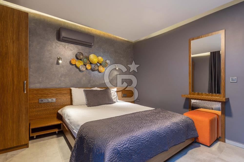 Alaçatı’da Mülkü İle Satılık Otel