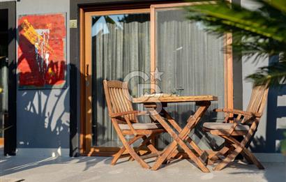 Alaçatı’da Mülkü İle Satılık Otel