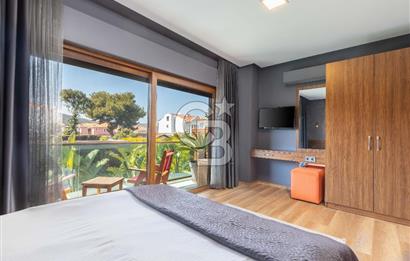Alaçatı’da Mülkü İle Satılık Otel