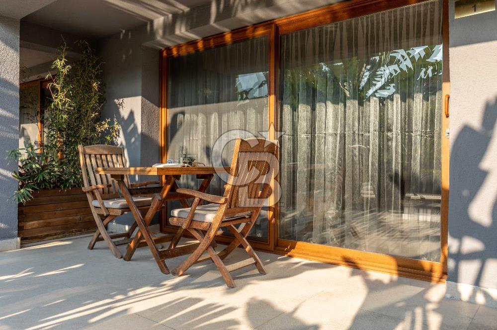 Alaçatı’da Mülkü İle Satılık Otel