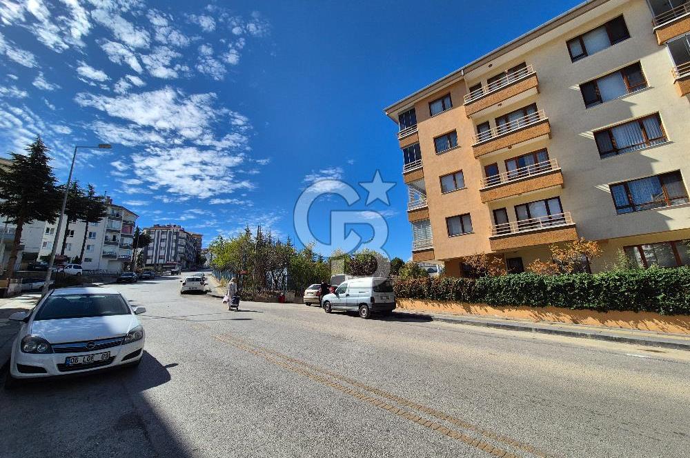 ÇANKAYA CEVİZLİDERE CAD. PARALELİ 80m2 BOŞ 2+1 SATILIK DAİRE