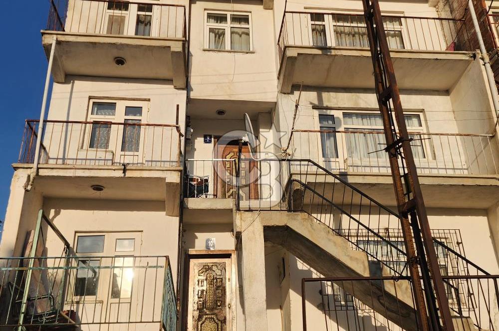 DOĞANTEPE DE 3 KATLI MÜSTAKİL SATILIK BİNA