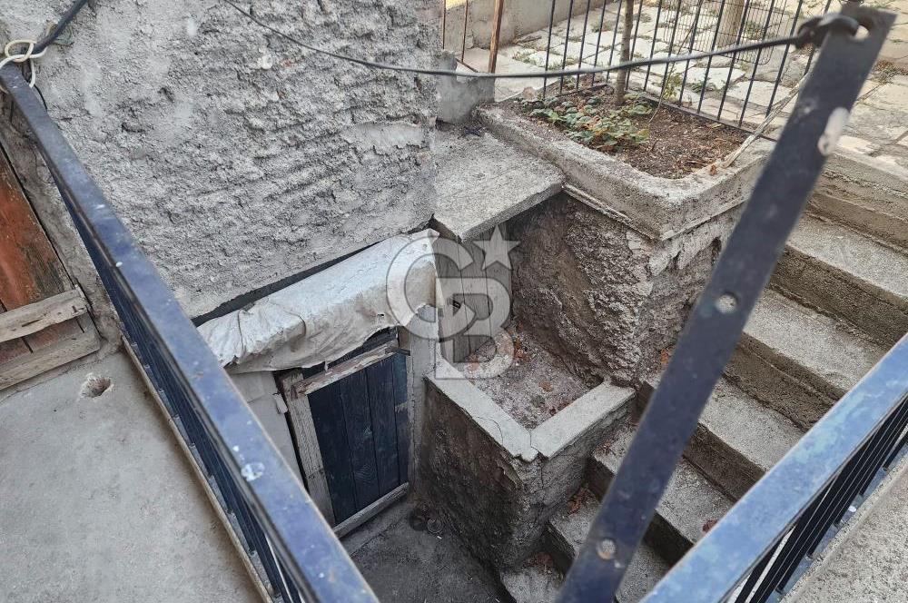 DOĞANTEPE DE 3 KATLI MÜSTAKİL SATILIK BİNA
