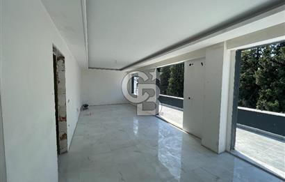 GÖLCÜK İHSANİYEDE DOĞA İÇİNDE MERKEZİ KONUMDA 3+1 SIFIR DAİRELER