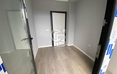KOCAELİ KARTEPE'DE CADDE ÜZERİ SIFIR 2+1 DUBLEKS SATILIK DAİRE