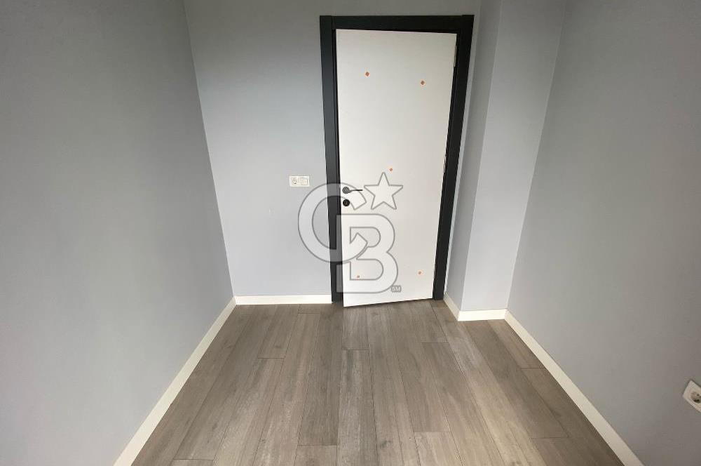 KOCAELİ KARTEPE'DE CADDE ÜZERİ SIFIR 2+1 DUBLEKS SATILIK DAİRE
