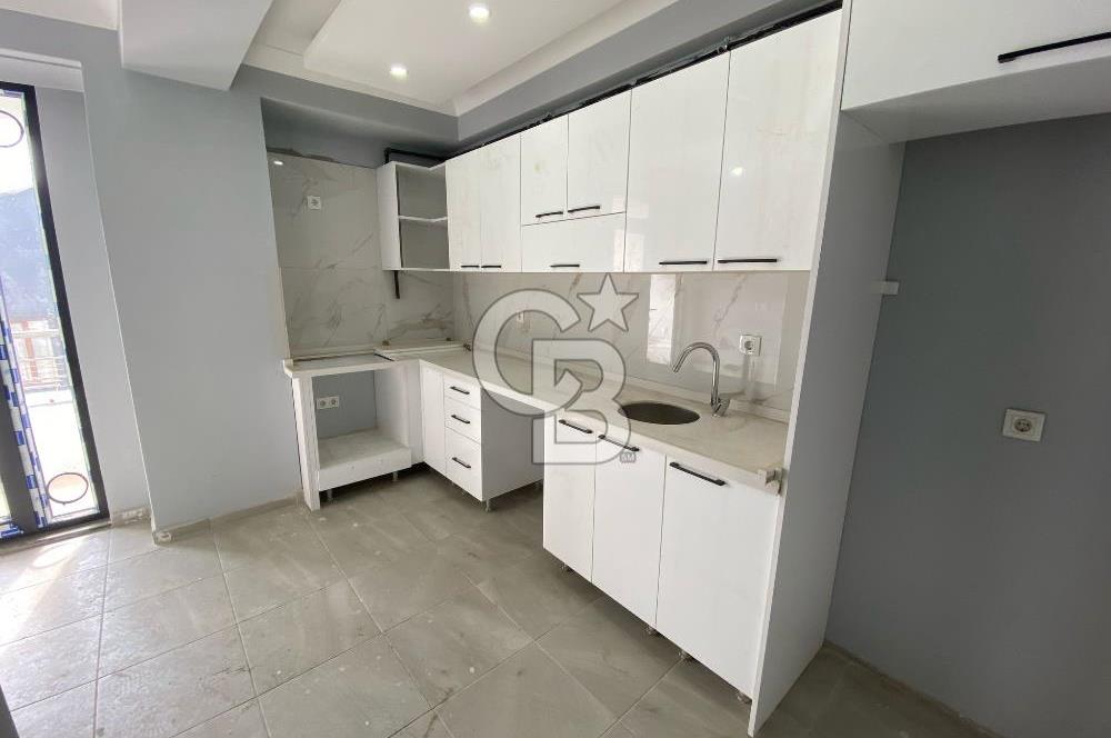 KOCAELİ KARTEPE'DE CADDE ÜZERİ SIFIR 2+1 DUBLEKS SATILIK DAİRE