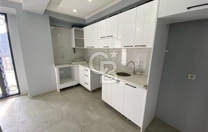 KOCAELİ KARTEPE'DE CADDE ÜZERİ SIFIR 2+1 DUBLEKS SATILIK DAİRE