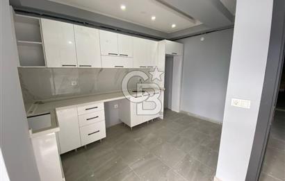 KOCAELİ KARTEPE'DE CADDE ÜZERİ SIFIR 2+1 DUBLEKS SATILIK DAİRE
