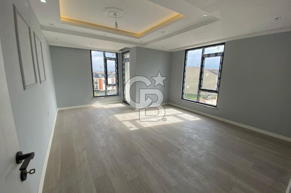 KOCAELİ KARTEPE'DE CADDE ÜZERİ SIFIR 2+1 DUBLEKS SATILIK DAİRE