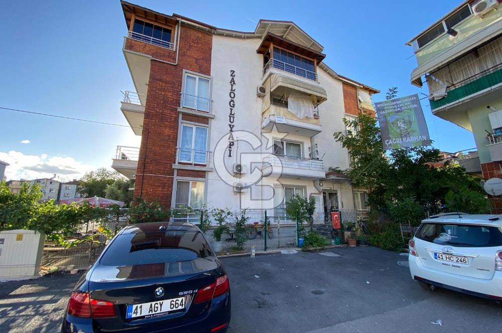 İZMİT M.ALİ PAŞA KÖŞE BAŞI 2+1 ARAKAT SATILIK DAİRE