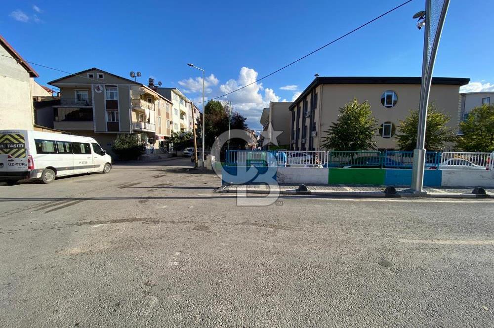 İZMİT M.ALİ PAŞA KÖŞE BAŞI 2+1 ARAKAT SATILIK DAİRE