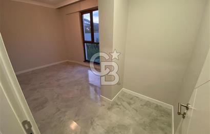 BAŞİSKELE MANAR 4 SİTESİNDE MANZARALI 3+1 SATILIK DAİRE CB TOWER