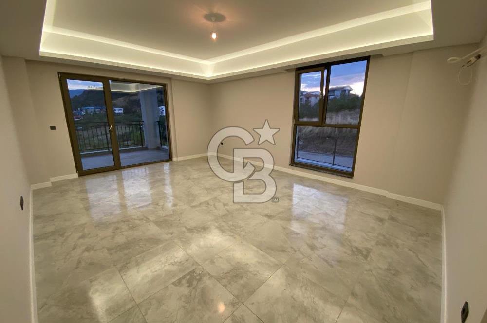 BAŞİSKELE FATİH'DE SATILIK MANZARALI 3+1 DUBLEKS DAİRE CB TOWER