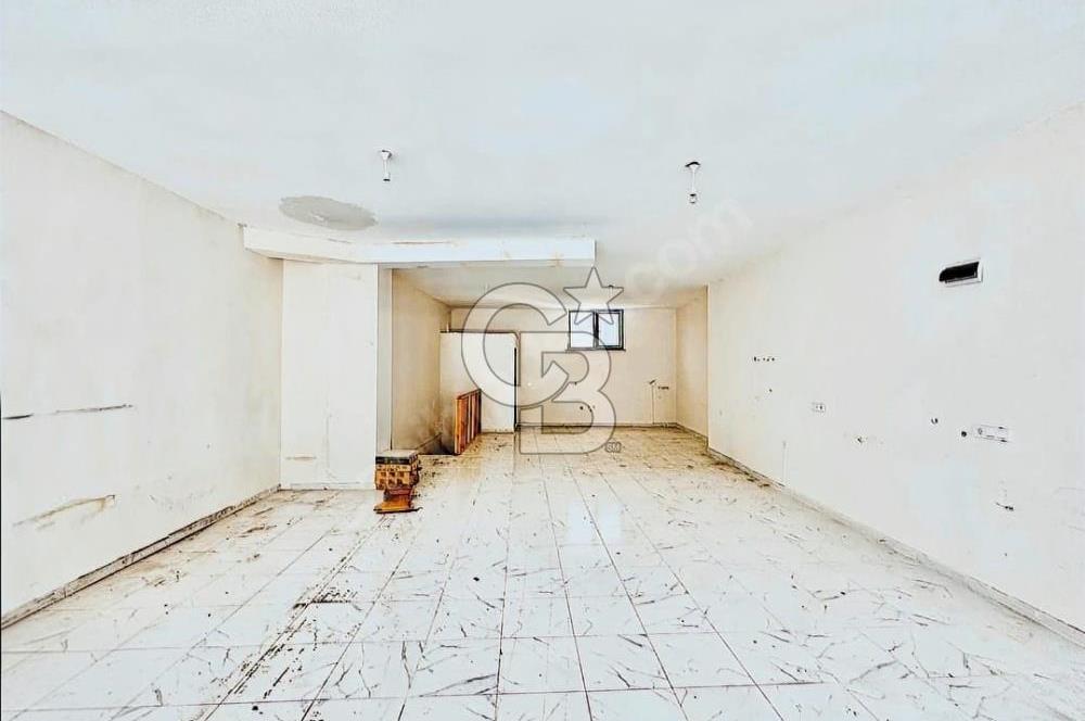 SANCAKTE'DE ANA CADDEYE 3.BİNADA DEPO'LU 130 M2 DÜKKAN