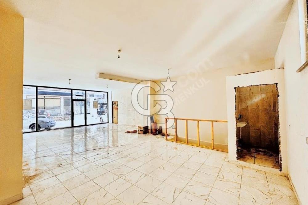 SANCAKTE'DE ANA CADDEYE 3.BİNADA DEPO'LU 130 M2 DÜKKAN